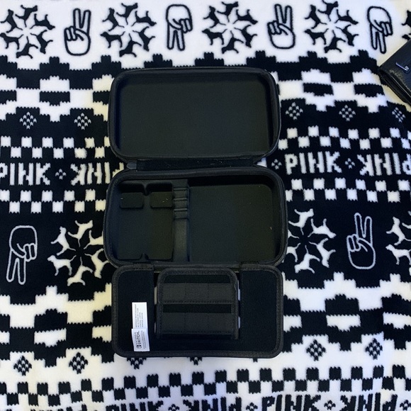 Nintendo Switch Case - Picture 3 of 4